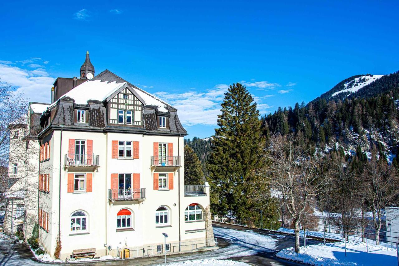 Gruppenhaus Lindenhof Churwalden Buitenkant foto