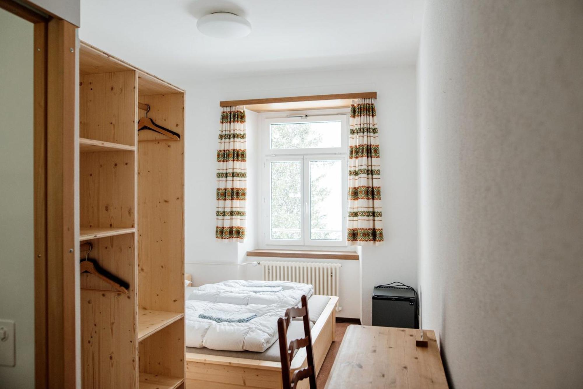 Gruppenhaus Lindenhof Churwalden Buitenkant foto