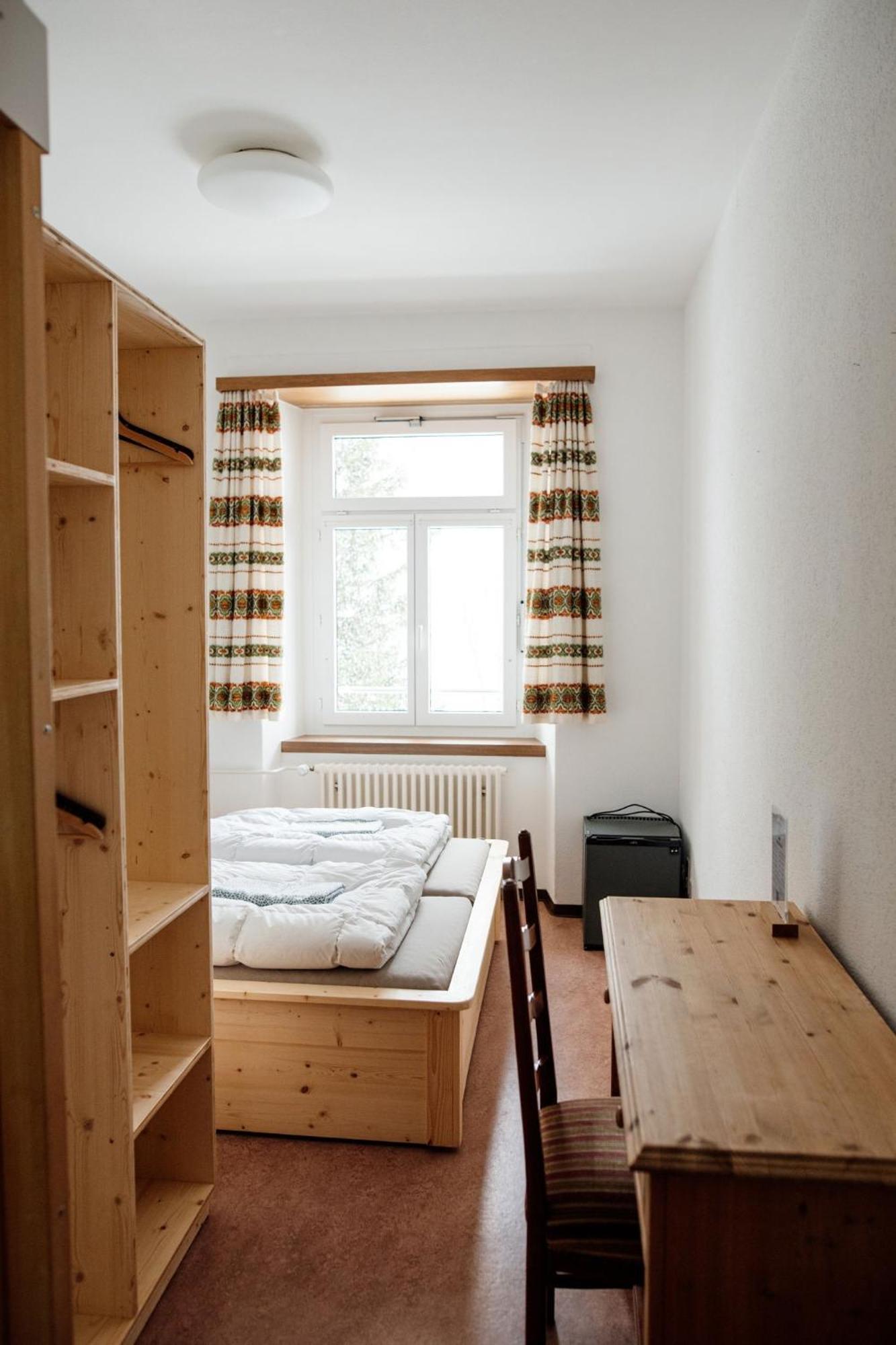 Gruppenhaus Lindenhof Churwalden Buitenkant foto